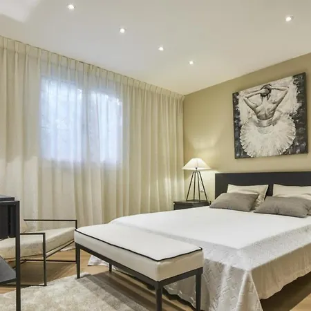 House Fironia For Summer *