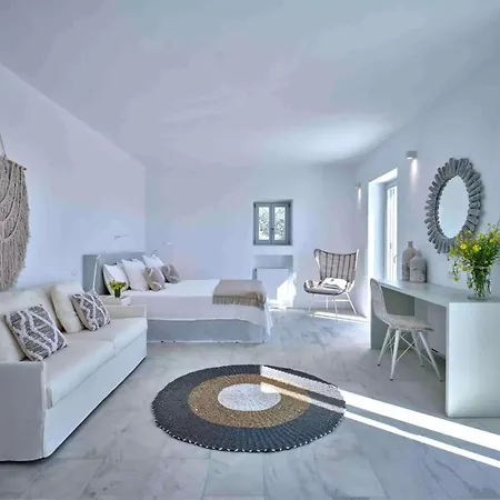 Luxxury-villa In Santorini With Pool