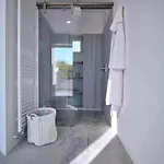 Luxxury-villa In Santorini With Pool