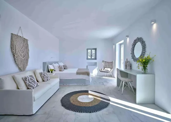 Luxxury-villa In Santorini With Pool